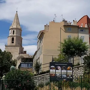 3* Lägenhetshotell Residhotel Vieux Port
